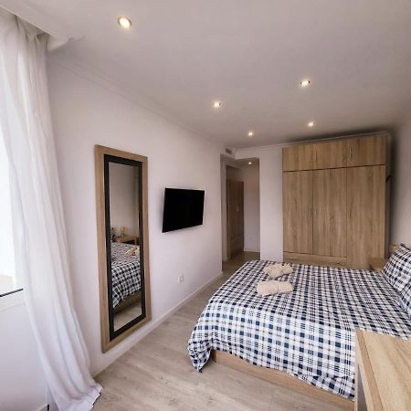Stylish 3 Bedroom Penthouse In Marbella Centre With Large Pool Close To The Beach Экстерьер фото