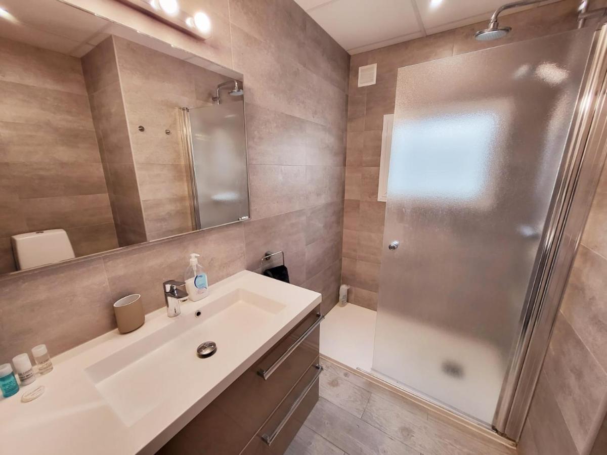 Stylish 3 Bedroom Penthouse In Marbella Centre With Large Pool Close To The Beach Экстерьер фото